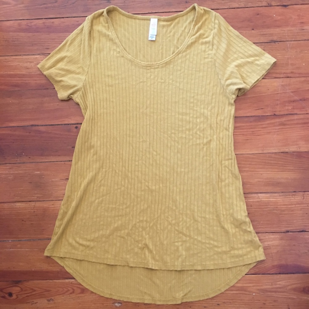 Lularoe top